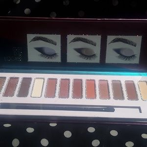 Daisy Fuentes Mattes & Metals